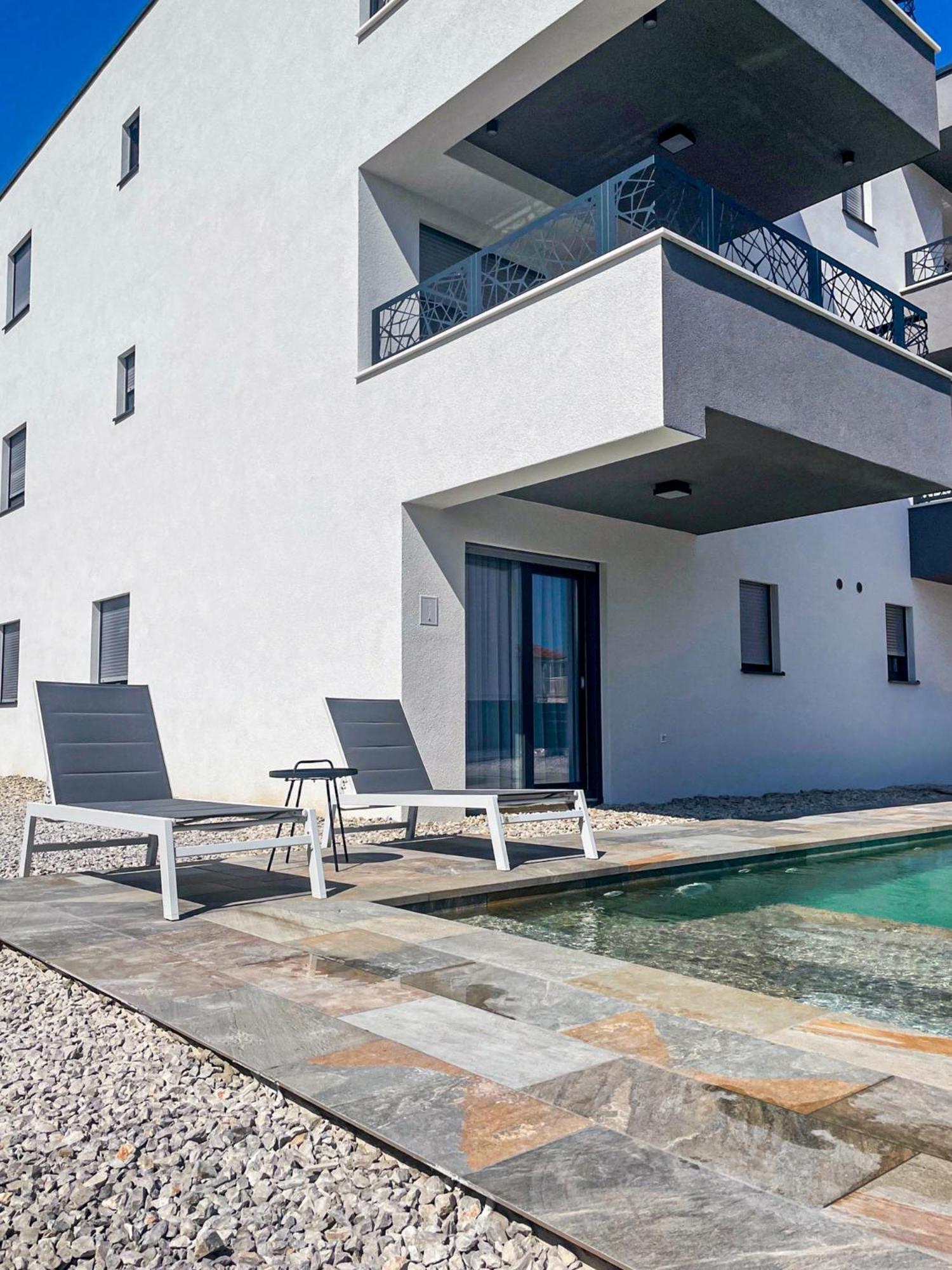 Apartments Antico โตรกีร์ ภายนอก รูปภาพ