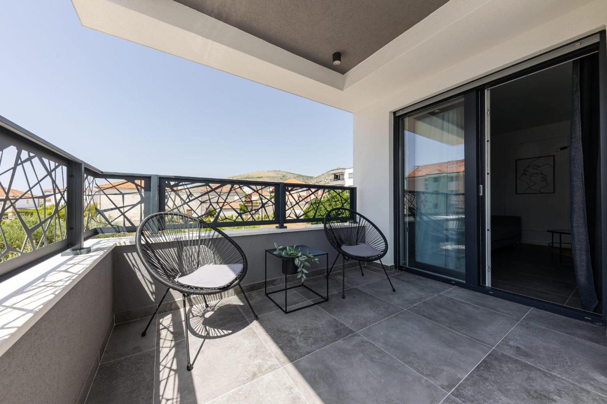 Apartments Antico โตรกีร์ ภายนอก รูปภาพ