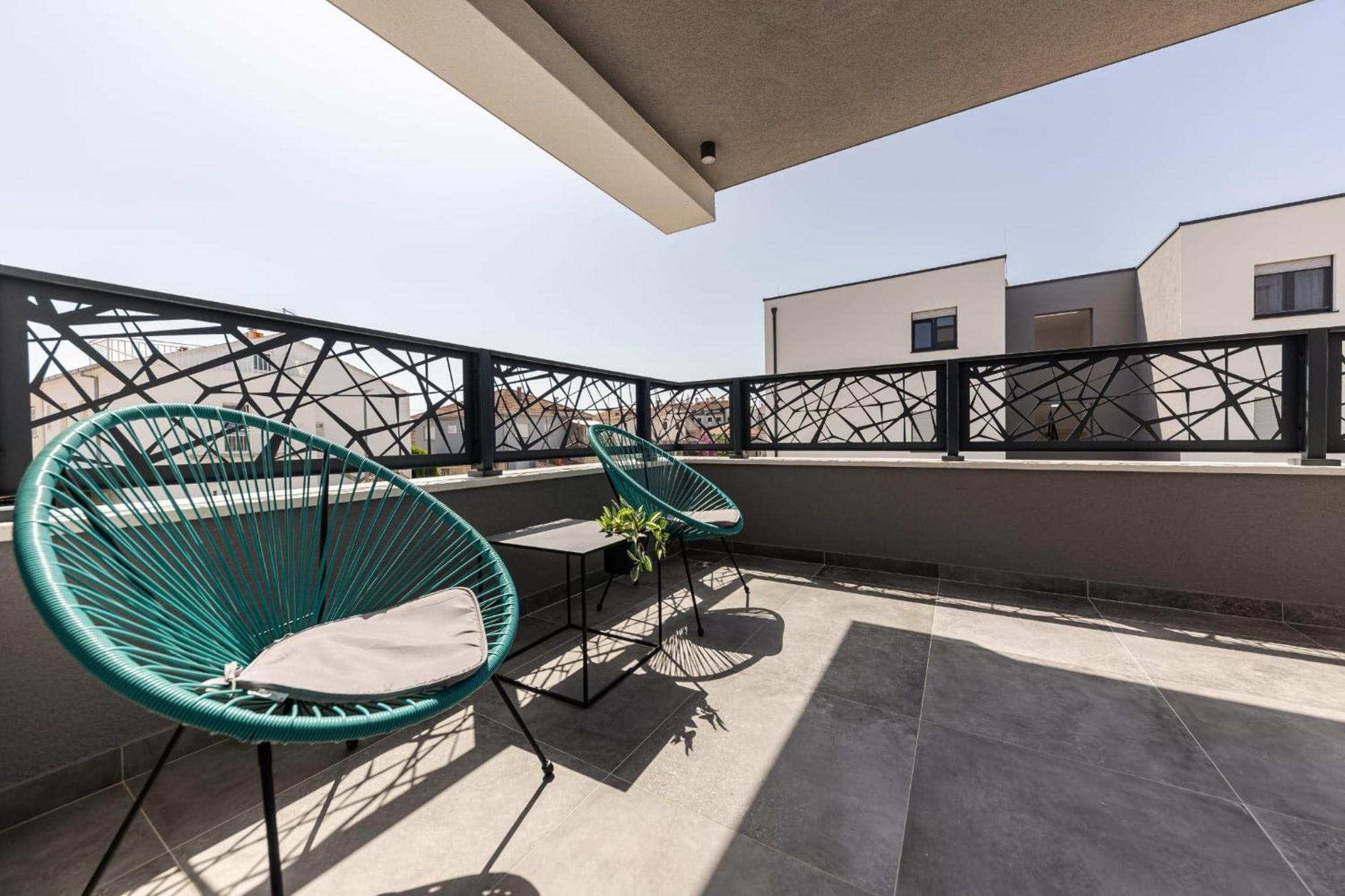 Apartments Antico โตรกีร์ ภายนอก รูปภาพ